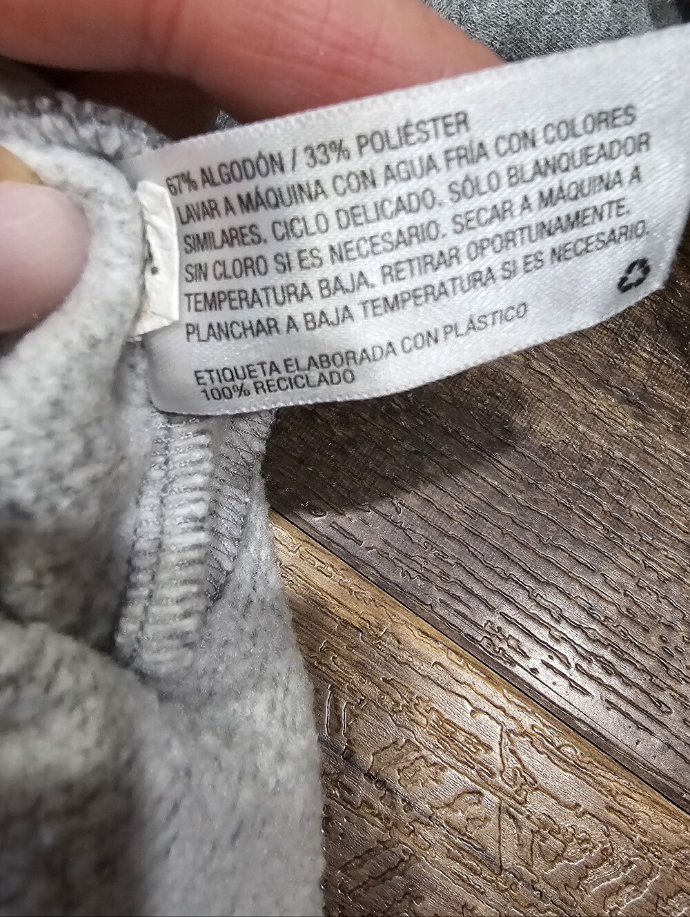 Wild Fable Women's Gray Cropped Hooded Sweatshirt - Picture 3 of 8